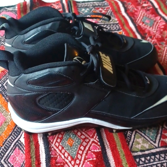 SOLD - Picture 2 of 4